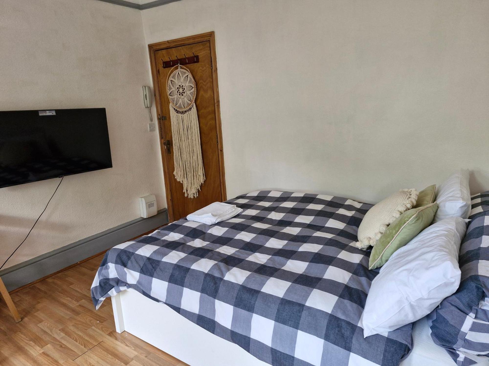 Bright Studio Apartment In A Perfect Location ลอนดอน ภายนอก รูปภาพ
